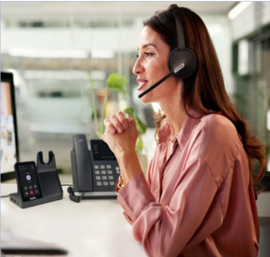 Yealink WH64 Dual Workstation, Yealink WH64 Workstation is an industry-leading DECT wireless headset with dual/single-ear options for seamless desktop - Image 2