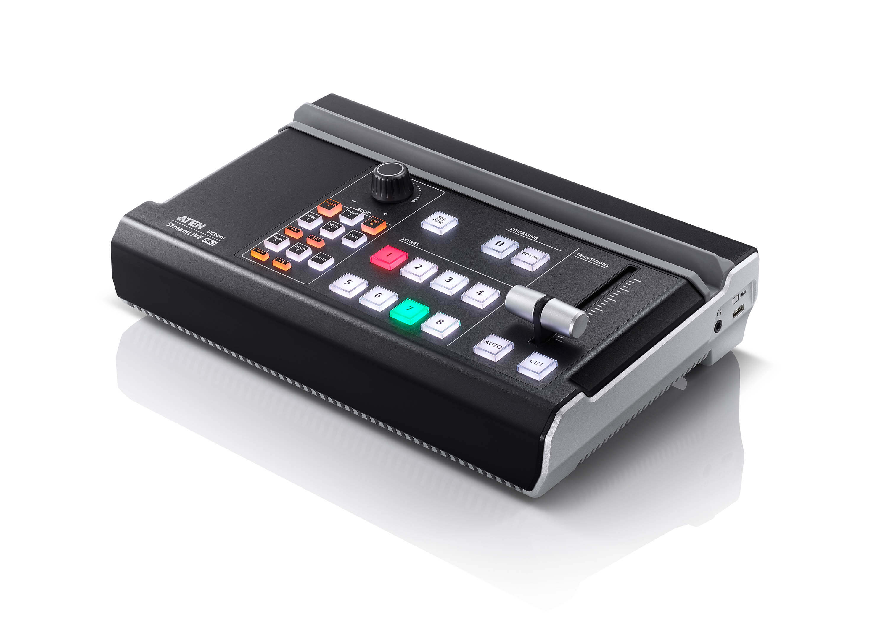 Aten UC9040 StreamLIVE™ PRO All-in-one Multi-channel AV Mixer. Preset up to 8 scenes, DVE video transition effects, a storyboard like management - Image 3