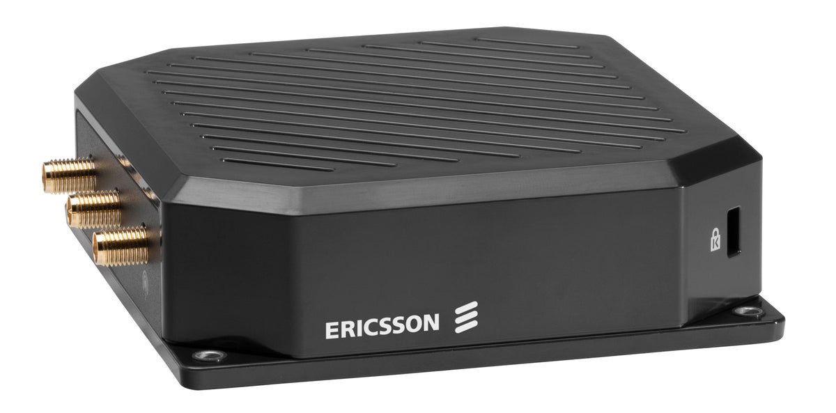Cradlepoint S400 Compact IoT Router, LTE CAT 6, Secure Connect SASE, 3 Year Essentials NetCloud WiFi (300 Mbps modem), with AC power supply & antennas - Image 4