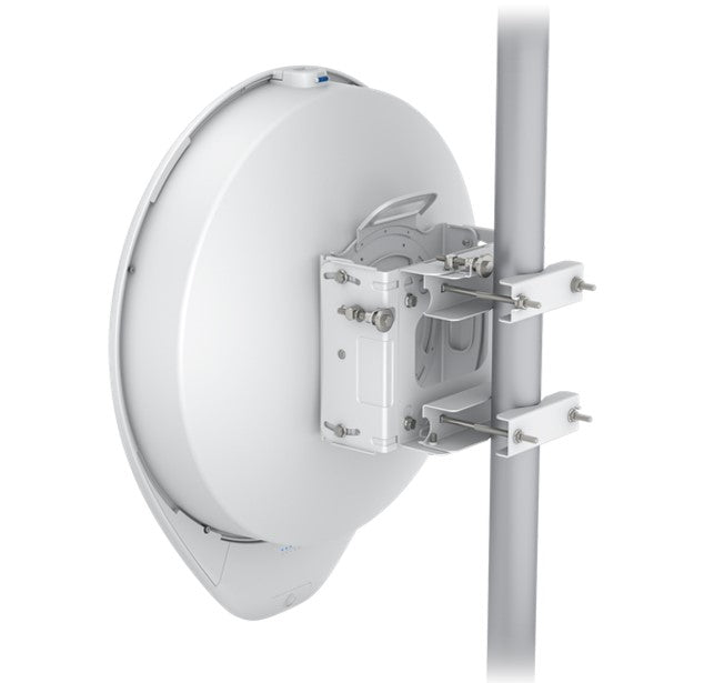 EOL - Ubiquiti airFiber 60 Xtreme-Range,Multi-gigabit, 60 GHz Bridge for Long-distance Links, 15+ km, 2.7 Gbps duplex, 1 GbE, 1 10G SFP+ port, - Image 3