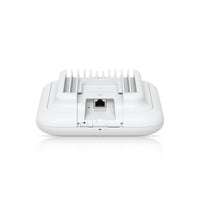 Ubiquiti U7 Outdoor, 4 Spatial Streams, 465 m²  Coverage, 200+ Devices, PoE+ Power, 2.5 GbE Uplink, Versatile Wall& Pole Mounting - Image 4