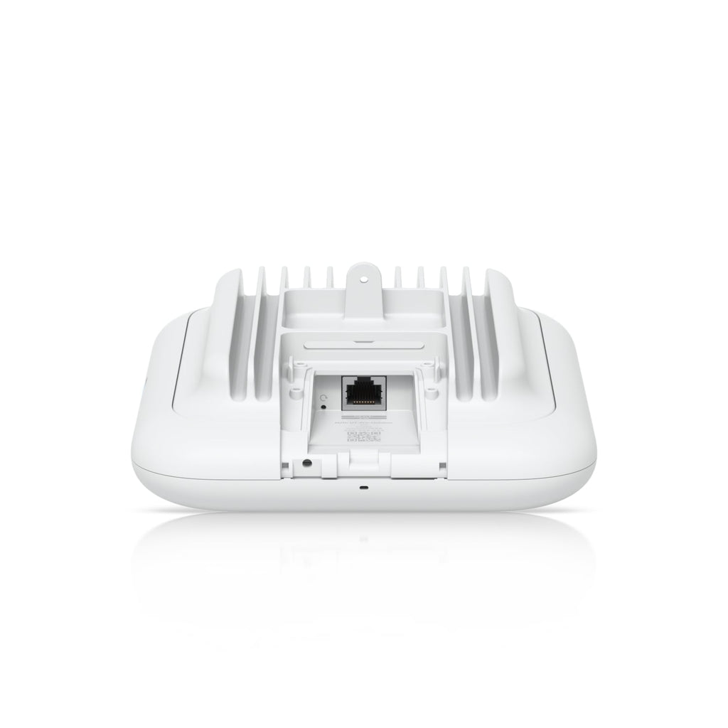 Ubiquiti U7 Pro, IP67 WiFi 7 AP, 2.5 GbE Uplink,300+ Connect Devices, Directional Super Antenna, 465 m² Coverage, Articulation Mounting Bracket - Image 4