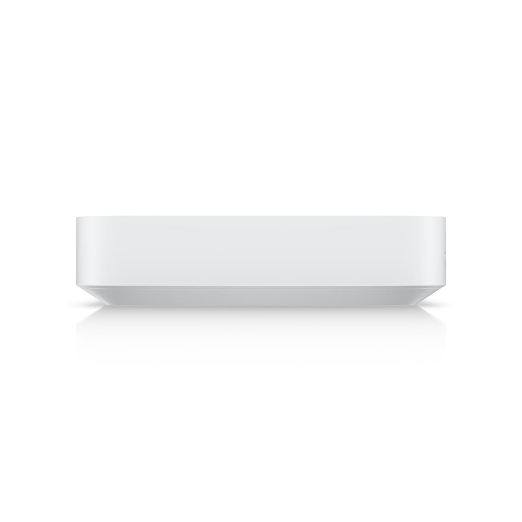 Ubiquiti Cloud Gateway Ultra, Multi-WAN, (4) GbE RJ45 ports, (1) 1/2.5 GbE RJ45 ports, USB Type C, 5V DC/3A, 100–240V AC,  Max 6.2W - Image 3