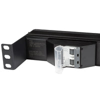 PowerShield Horizontal PDU with IEC C14 Input, 10 x C13 outlets, provides reliable power distribution for horizontal installations - Image 2