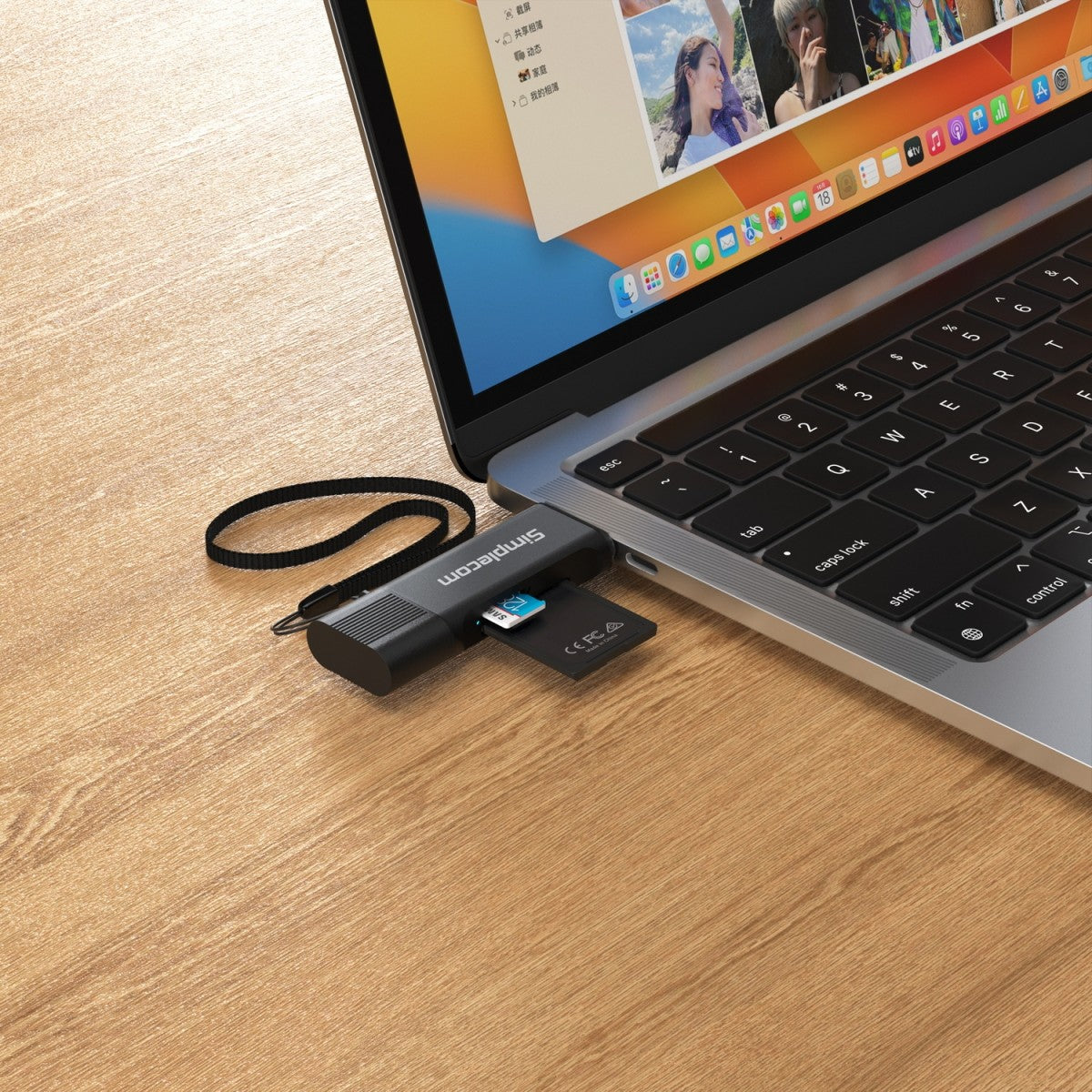Simplecom CR402B SuperSpeed USB-C and USB-A Dual Slot Card Reader for SD MicroSD USB 3.2 Gen 1 - Image 3
